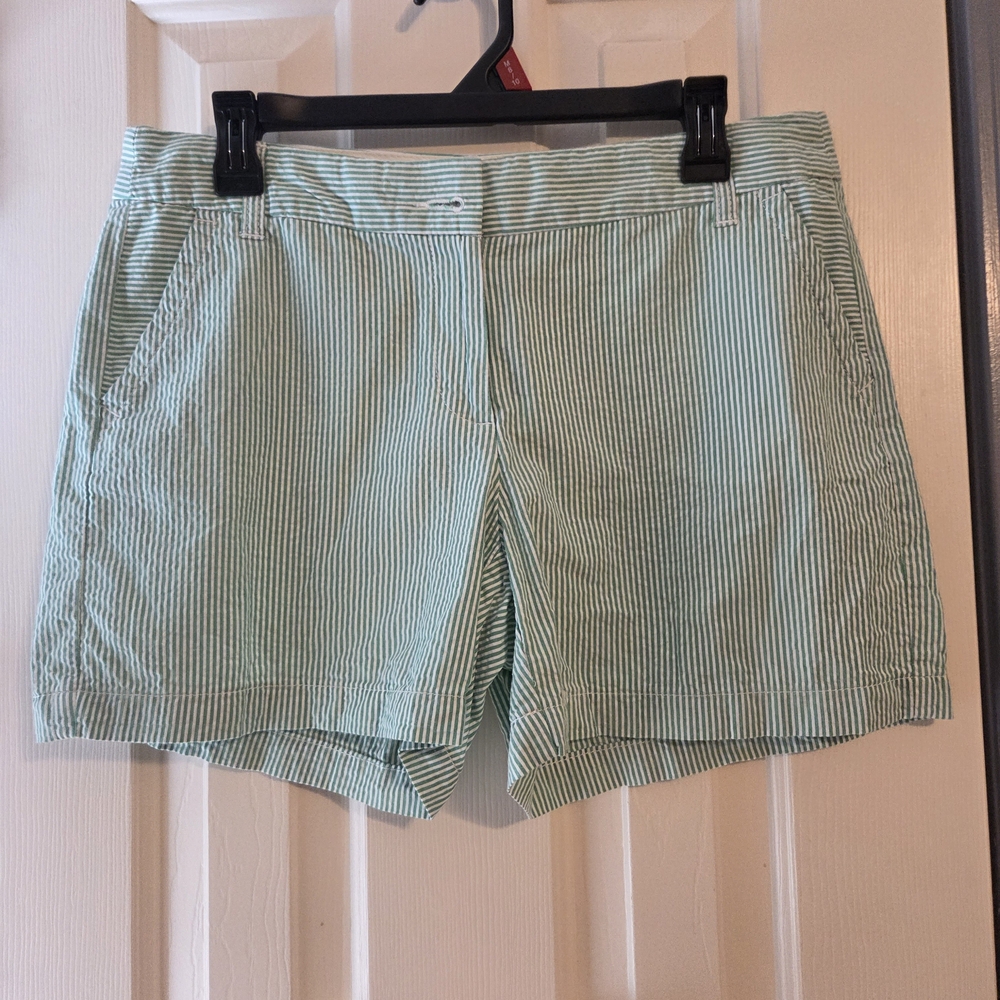 Crown & Ivy Green Striped Women's Shorts